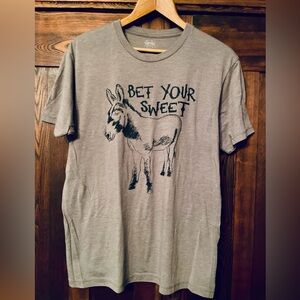 Like New ‘Bet Your Sweet A$$’ Women’s Size Large Short Sleeve T-Shirt